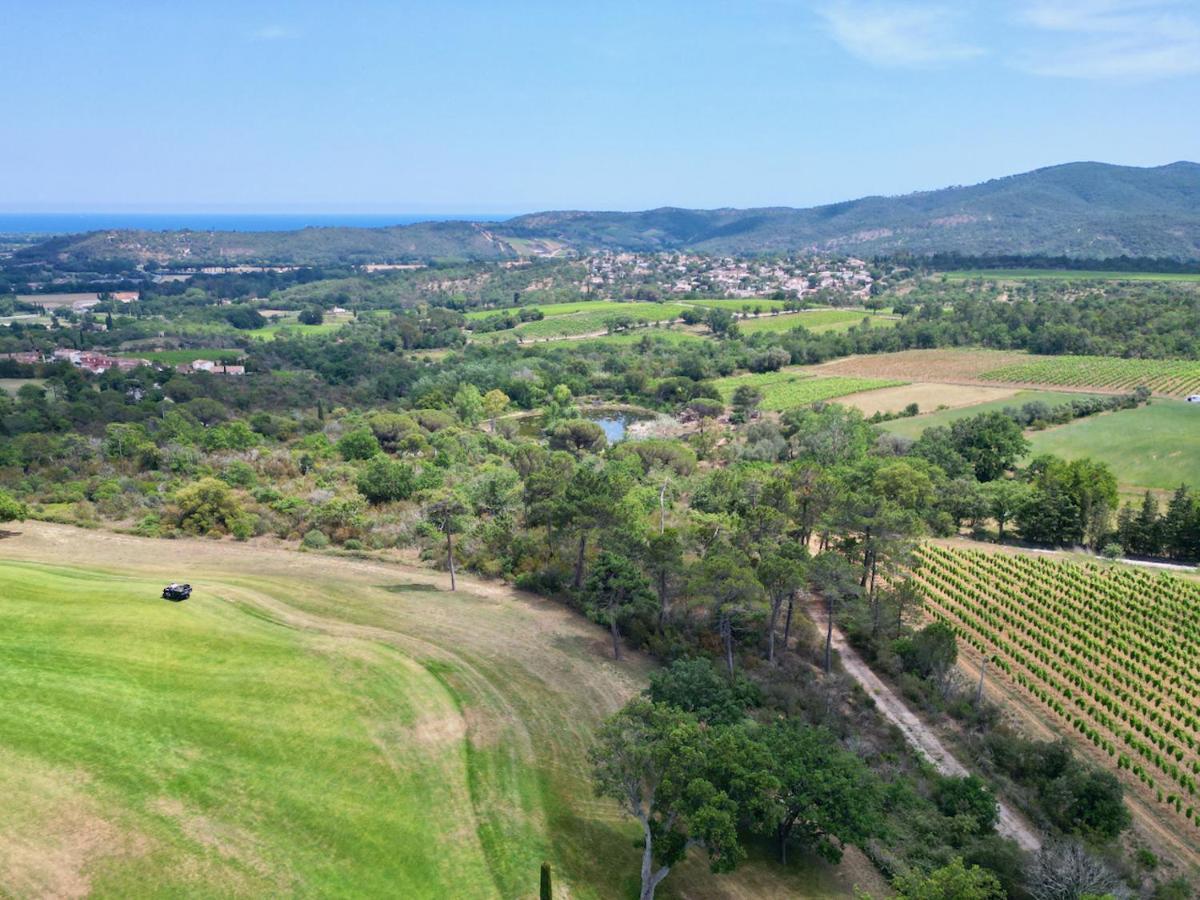 - Domaine Du Golf *