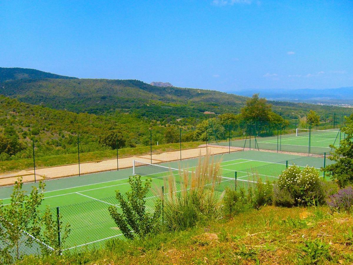 - Domaine Du Golf * Roquebrune-sur Argens