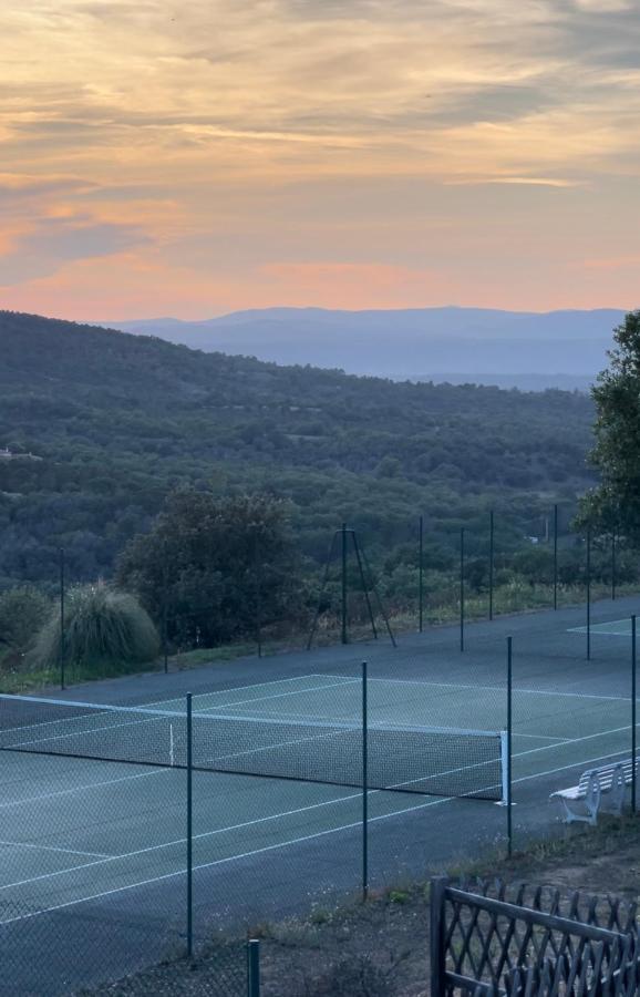 - Domaine Du Golf *