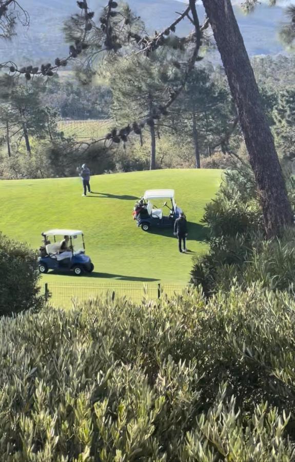 - Domaine Du Golf Appartement Roquebrune-sur Argens